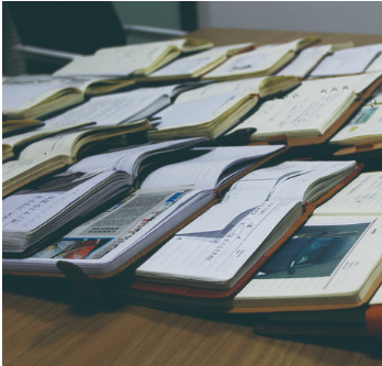 妻子珍藏起劉亞斌的遺物：透過工作筆記思念愛人